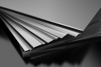 Титановый лист ВТ20 2,5*120*600 6,4кг